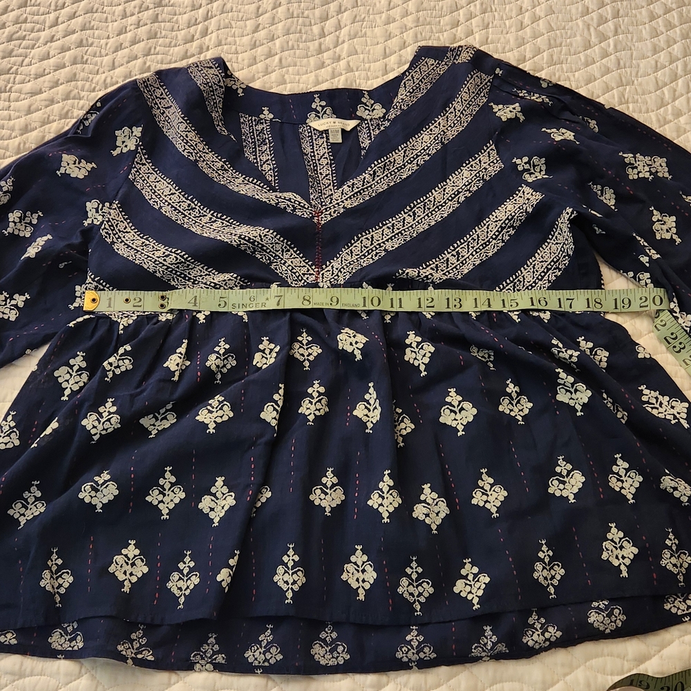 Lucky Brand Navy and White Floral Blouse